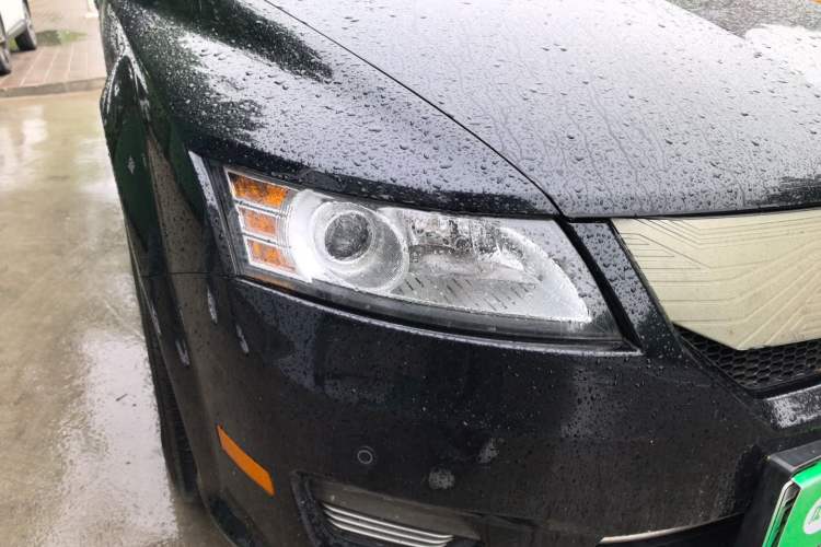 Used BYD e6 2014 Luxury Model (Beijing Edition) Right Front Headlight