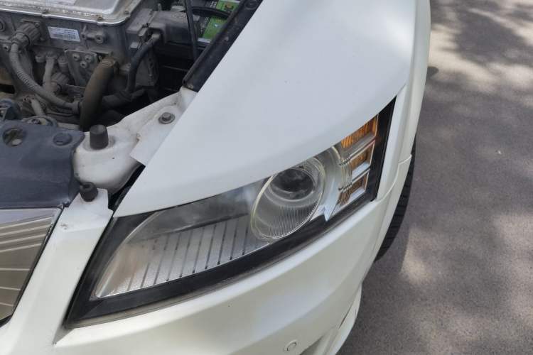 Used BYD e6 2014 Elite Edition Engine Bay Left