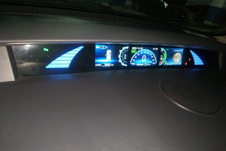 Used BYD e6 2014 Elite Edition Instrument Cluster