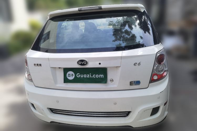 Used BYD e6 2014 Elite Edition Rear