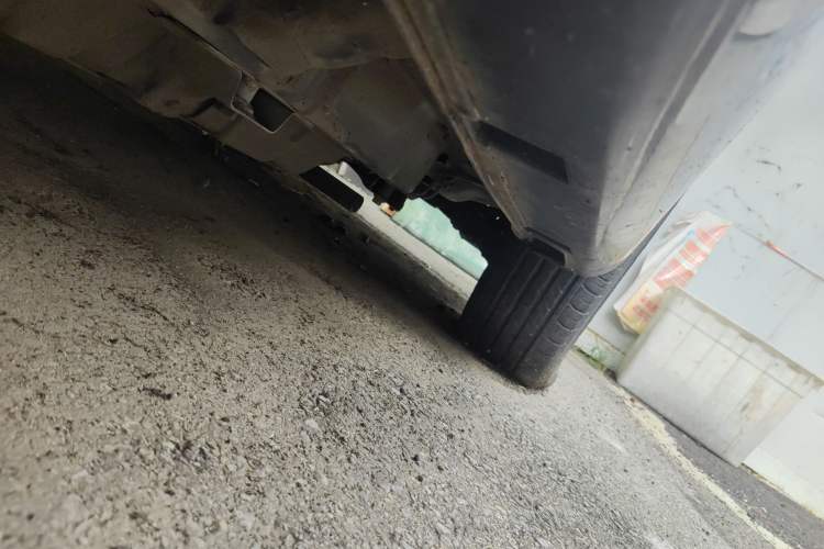 Used BYD e6 2016 400 Elite Edition Chassis Front Right