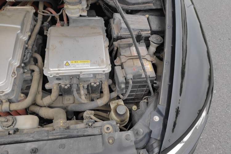 Used BYD e6 2016 400 Elite Edition Engine Bay Left
