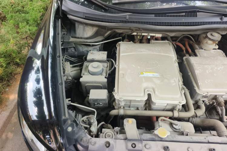 Used BYD e6 2016 400 Elite Edition Engine Bay Right