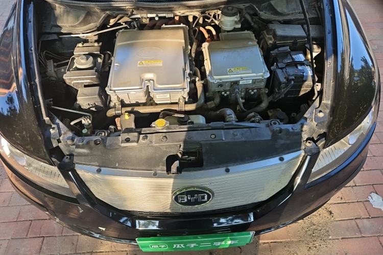 Used BYD e6 2016 400 Elite Edition Engine Bay