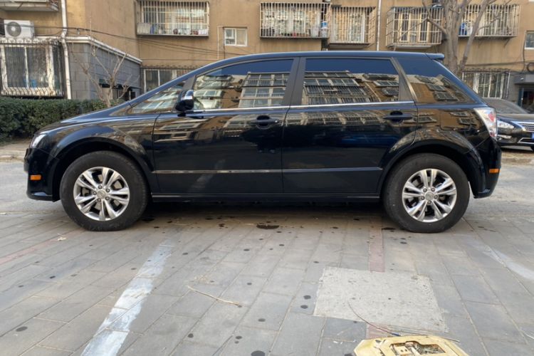 Used BYD e6 2016 400 Elite Edition Exterior 4