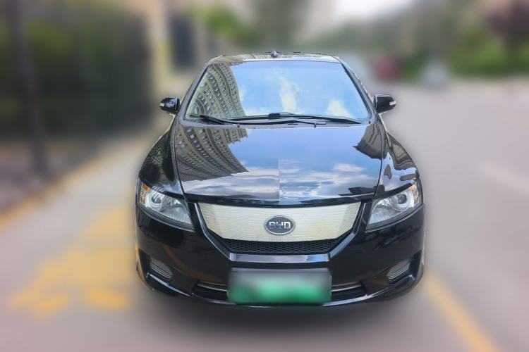 Used BYD e6 2016 400 Elite Edition Front