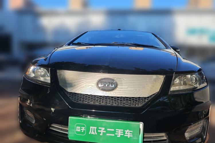 Used BYD e6 2016 400 Elite Edition Front