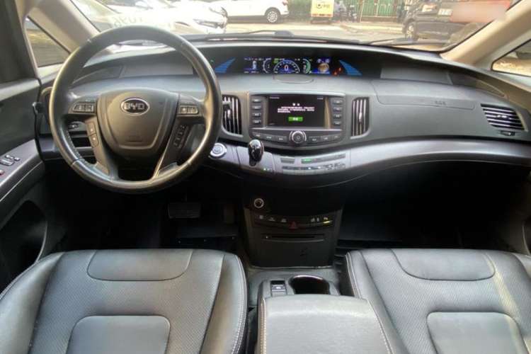 Used BYD e6 2016 400 Elite Edition Interior 15