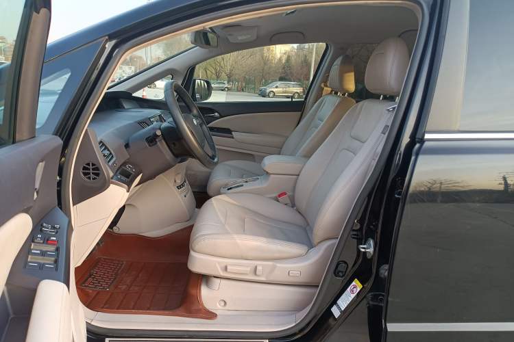 Used BYD e6 2016 400 Elite Edition Interior 4