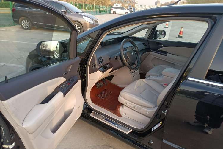 Used BYD e6 2016 400 Elite Edition Interior 5