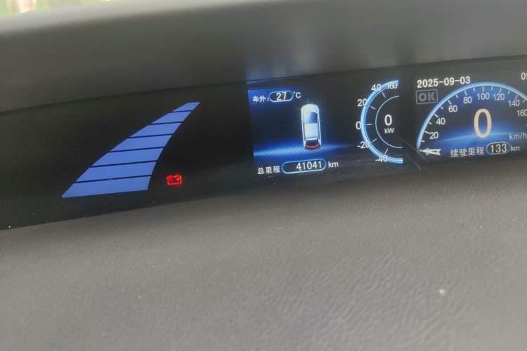 Used BYD e6 2016 400 Elite Edition Odometer Close Up