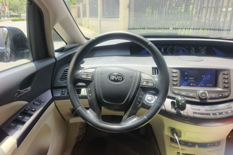 Used BYD e6 2016 400 Elite Edition Steering Wheel