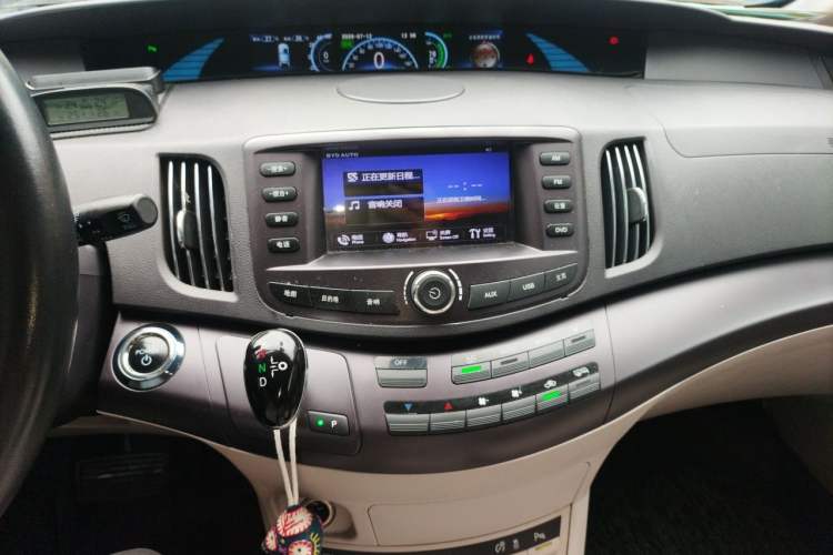 Used BYD e6 2016 400 Elite Edition Audio And AC Panel