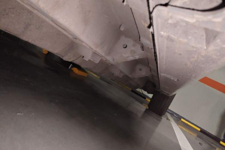 Used BYD e6 2016 400 Elite Edition Chassis Front Left