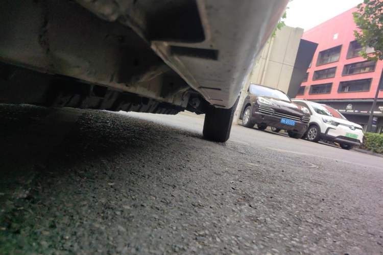Used BYD e6 2016 400 Prestige Edition Chassis Front Left