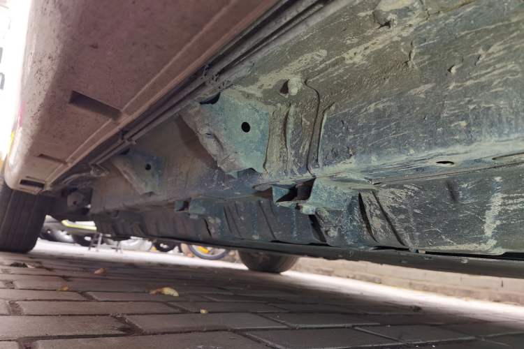 Used BYD e6 2016 400 Elite Edition Chassis Front Right