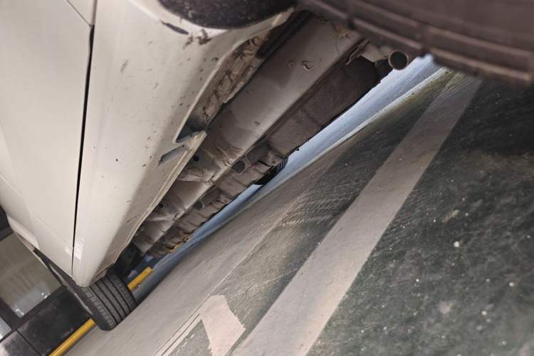 Used BYD e6 2016 400 Elite Edition Chassis Front Right