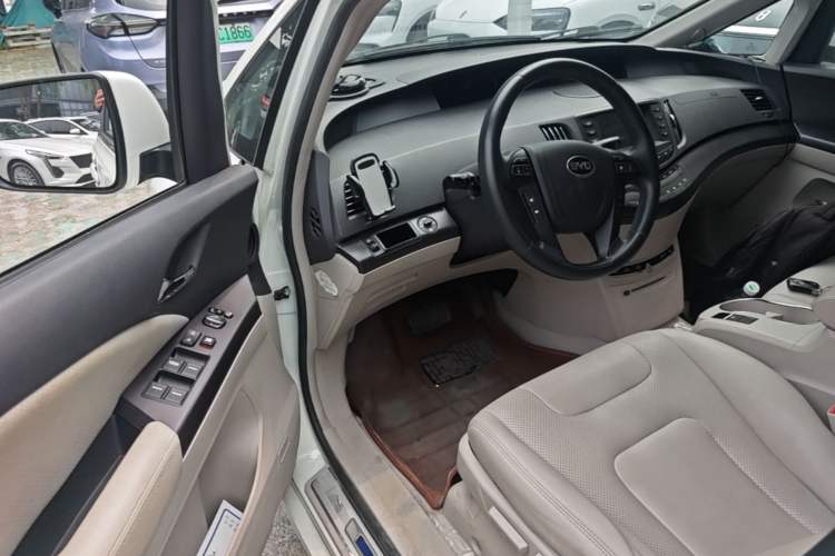 Used BYD e6 2016 400 Elite Edition Driver Seat