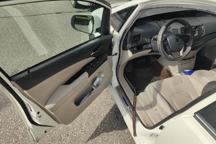 Used BYD e6 2016 400 Elite Edition Driver Seat