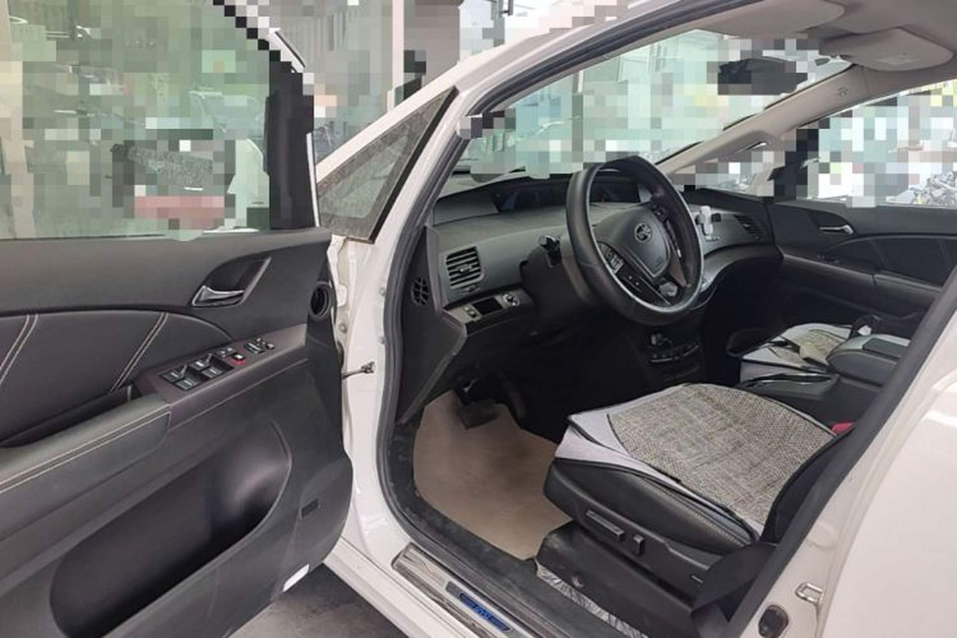 Used BYD e6 2016 400 Elite Edition Driver Seat