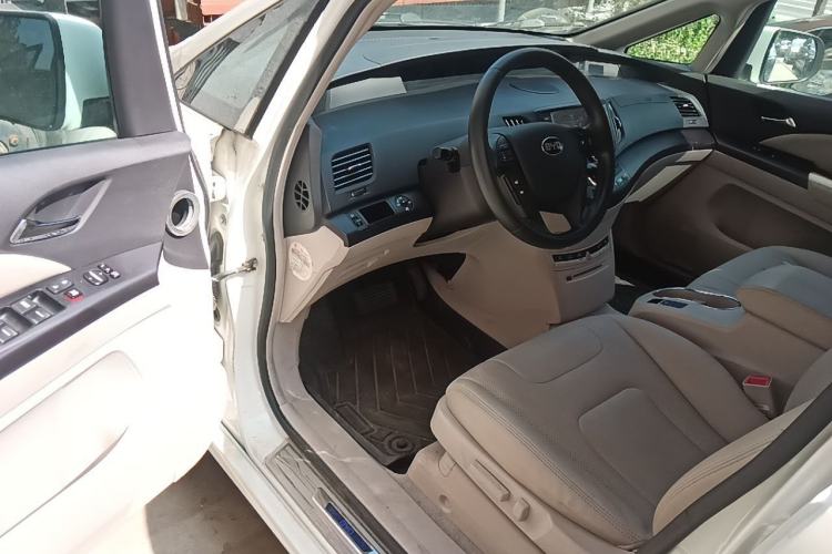 Used BYD e6 2016 400 Elite Edition Driver Seat
