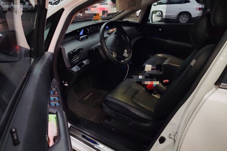Used BYD e6 2016 400 Elite Edition Driver Seat