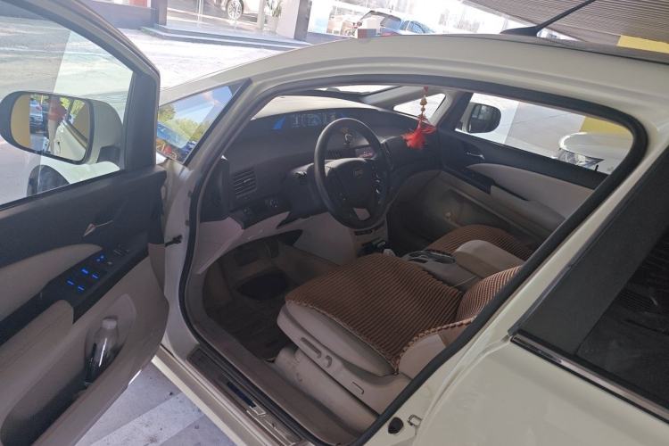 Used BYD e6 2016 400 Elite Edition Driver Seat