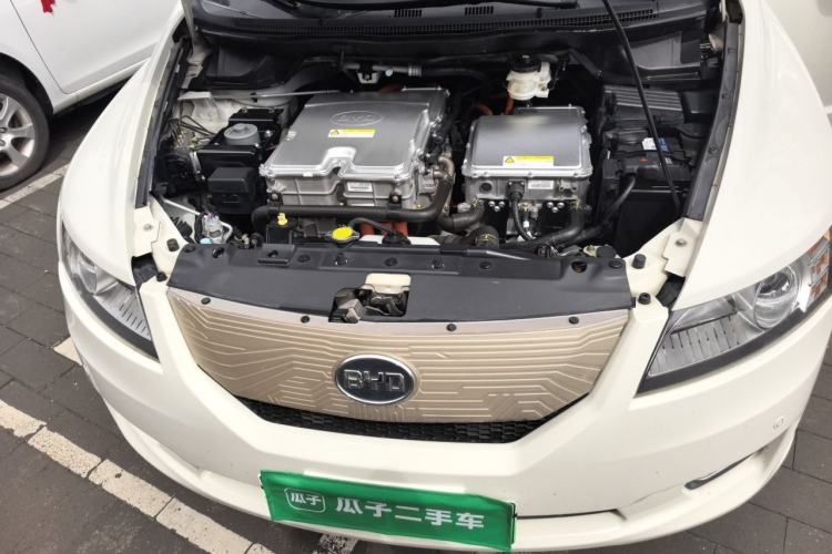 Used BYD e6 2016 400 Elite Edition Engine Bay
