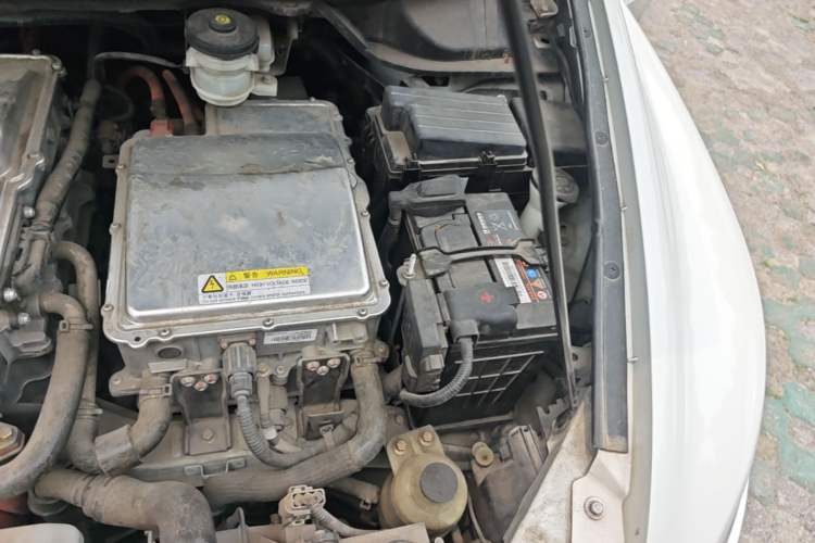 Used BYD e6 2016 400 Elite Edition Engine Bay Left