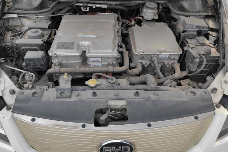 Used BYD e6 2016 400 Elite Edition Engine Bay