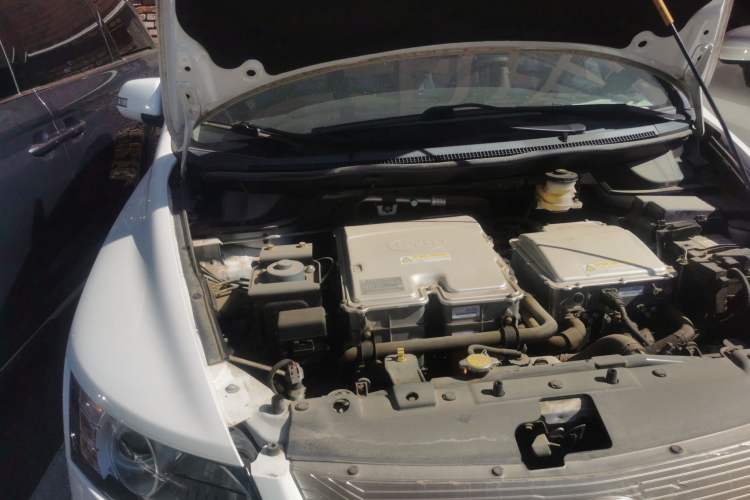 Used BYD e6 2016 400 Elite Edition Engine Bay Right