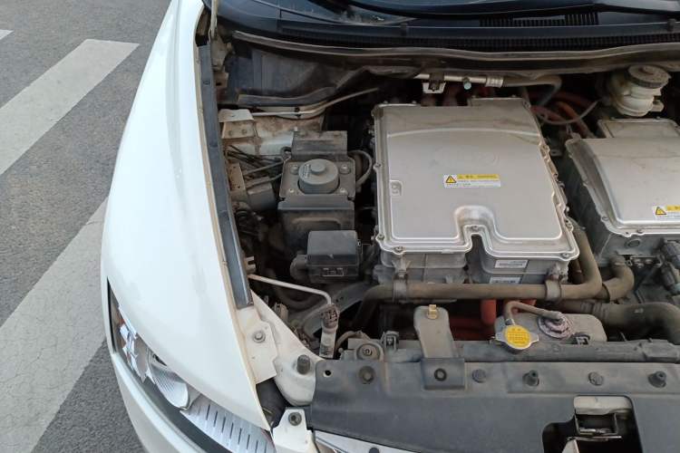 Used BYD e6 2016 400 Elite Edition Engine Bay Right