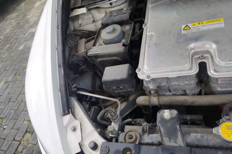 Used BYD e6 2016 400 Elite Edition Engine Bay Right