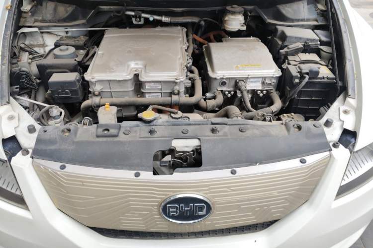 Used BYD e6 2016 400 Elite Edition Engine Bay
