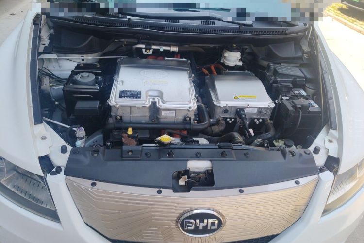 Used BYD e6 2016 400 Elite Edition Engine Bay