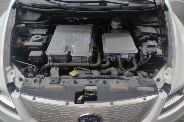 Used BYD e6 2016 400 Prestige Edition Engine Bay