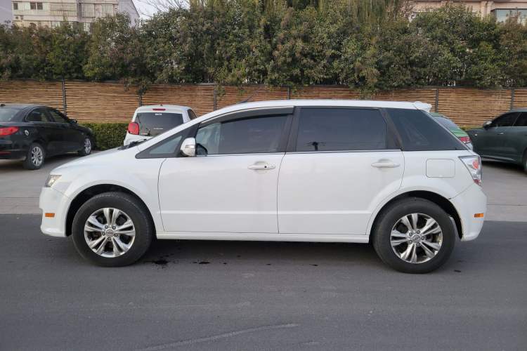Used BYD e6 2016 400 Elite Edition Exterior 2