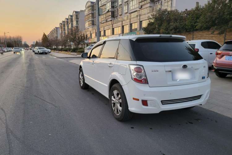Used BYD e6 2016 400 Elite Edition Exterior 3