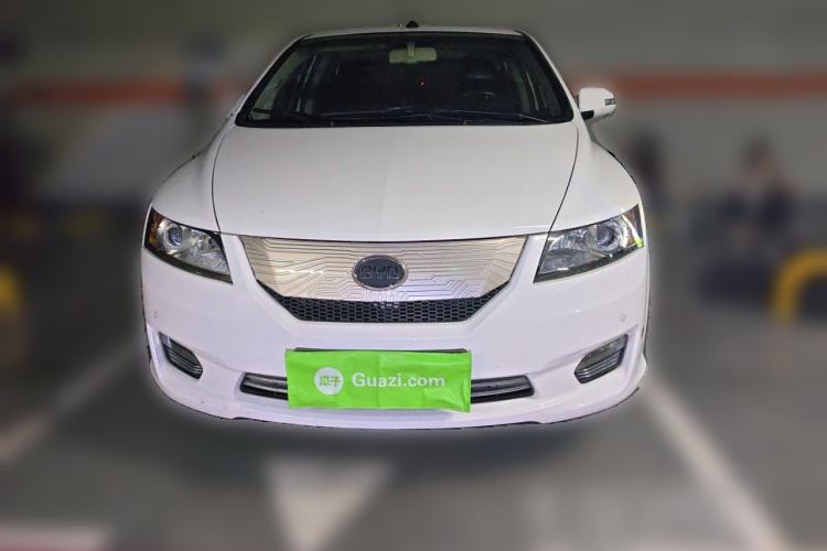 Used BYD e6 2016 400 Elite Edition Front