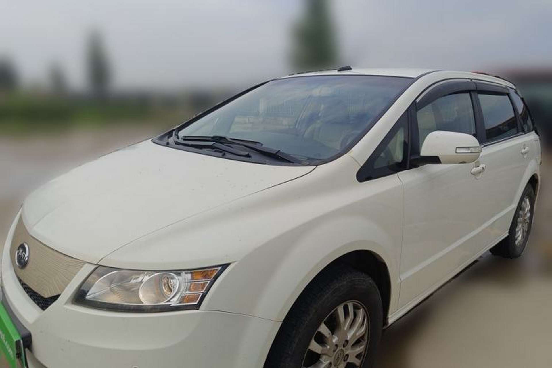 Used BYD e6 2016 400 Luxury Edition Front Left 45 Deg