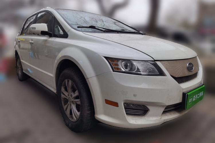 Used BYD e6 2016 400 Elite Edition Front Right 45 Deg