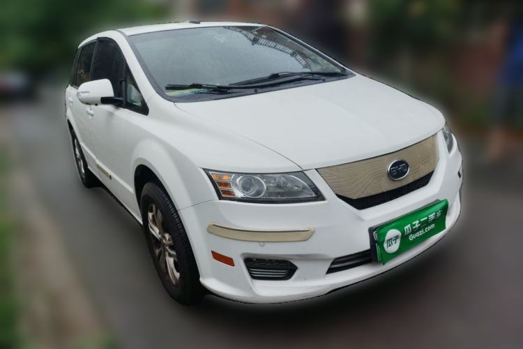 Used BYD e6 2016 400 Elite Edition Front Right 45 Deg