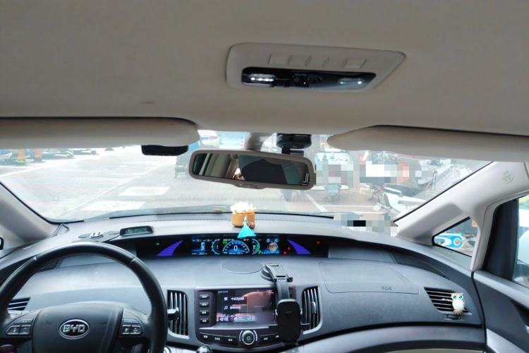 Used BYD e6 2016 400 Elite Edition Headliner