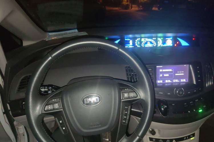 Used BYD e6 2016 400 Elite Edition Instrument Cluster