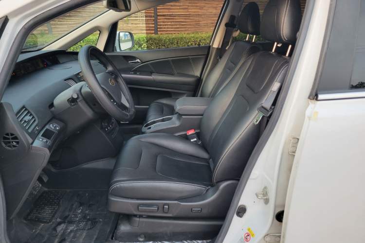 Used BYD e6 2016 400 Elite Edition Interior 3