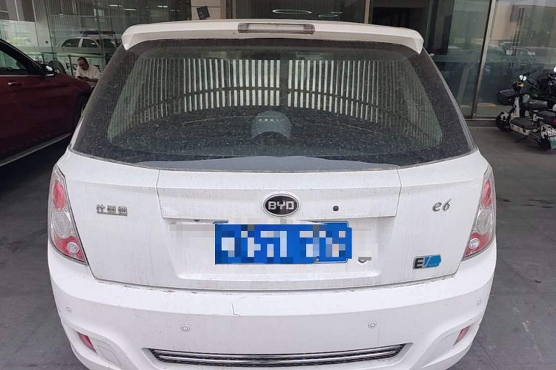 Used BYD e6 2016 400 Elite Edition Rear