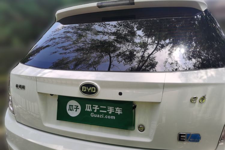 Used BYD e6 2016 400 Elite Edition Rear