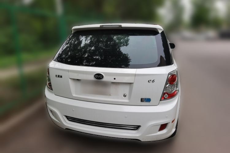 Used BYD e6 2016 400 Elite Edition Rear