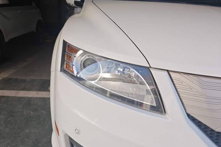 Used BYD e6 2016 400 Elite Edition Right Front Headlight