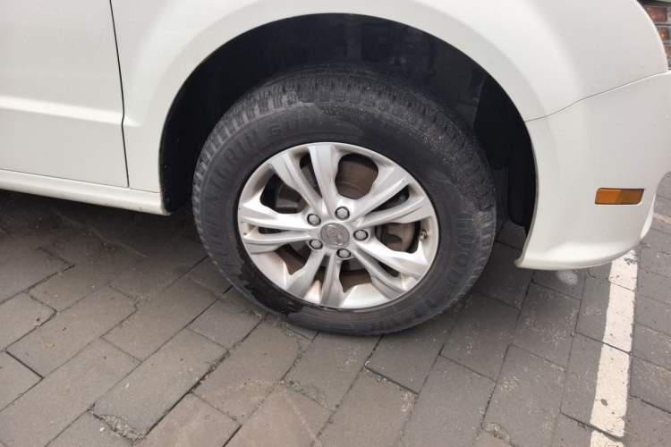 Used BYD e6 2016 400 Elite Edition Right Front Wheel Hub